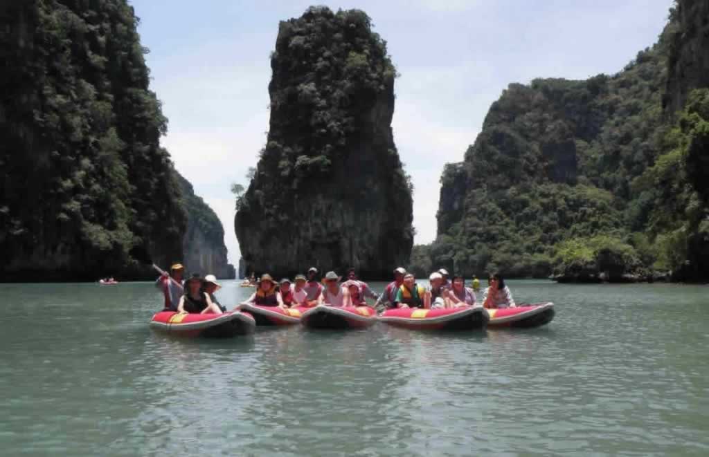 Sea Canoe Phang Nga - Happy Guests