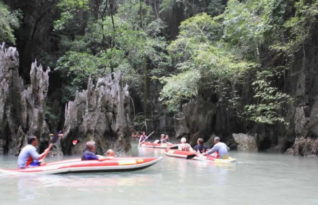 Sea Canoe Phang Nga - canoeing
