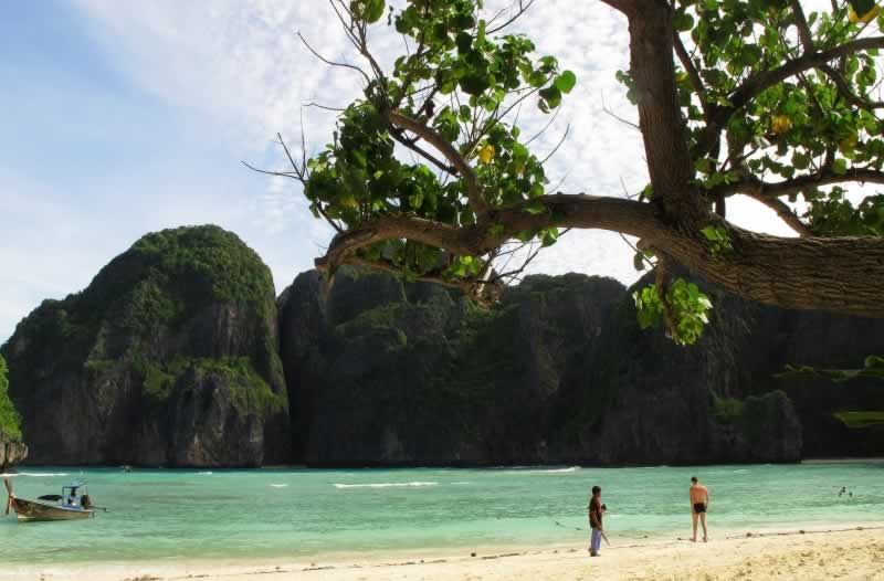 Phi Phi Islands Khao Lak Tours - Maya Bay