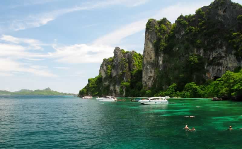 Phi Phi Islands Khao Lak Tours - Snorkeling