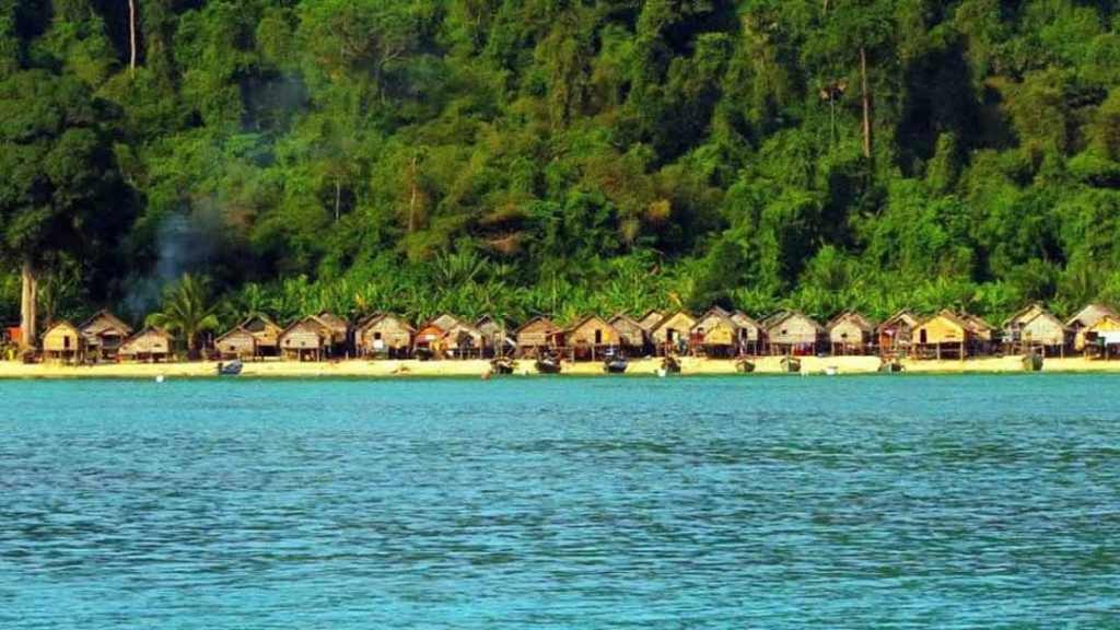 Surin Islands - Moken Village